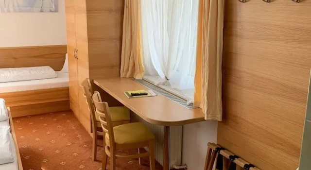 Трёхместный номер Comfort Pension Plattenhof