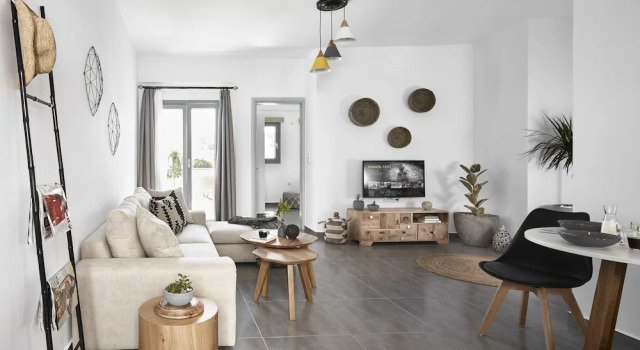 Люкс Deluxe Pnoi Luxury Suites