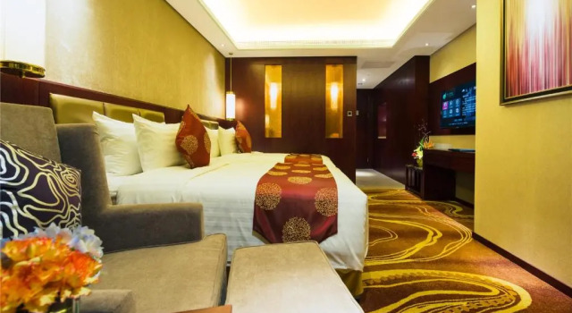 Двухместный номер Standard New Century Grand Hotel