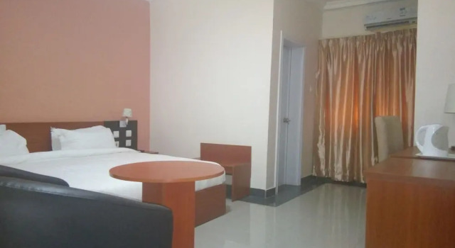 Номер Deluxe Kifina Emerald Hotel