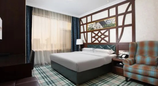 Номер Deluxe GreenTree Inn Zaozhuang Shanting Jinke International Business Hotel