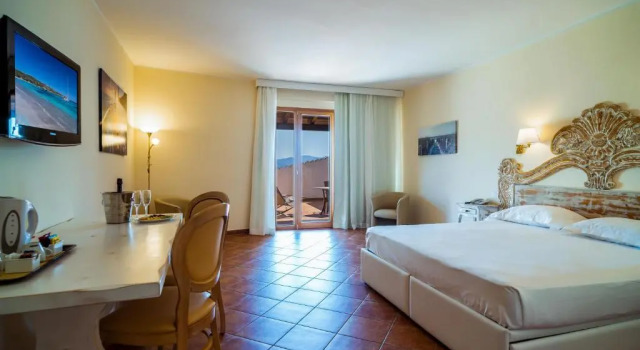 Полулюкс Hotel dP Olbia - Sardinia