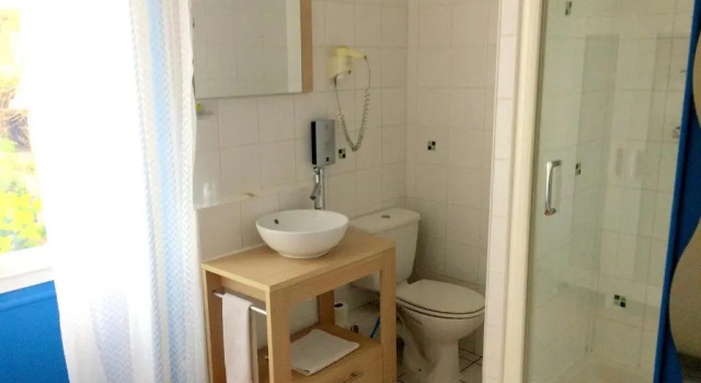 Номер Standard Logis Hotel LOccitan 2 étoiles
