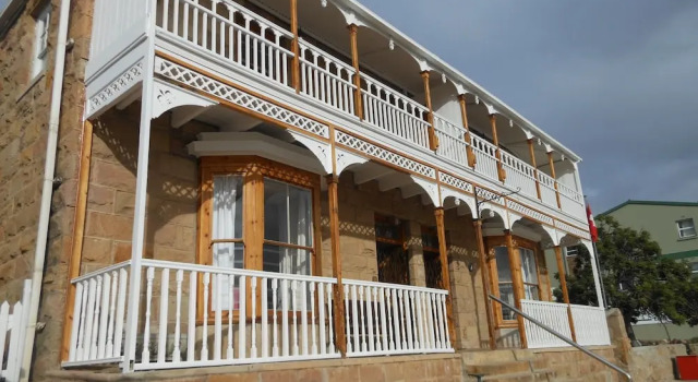 Sandstone Manor, Забронировать Отель Недорогие отели Мосселбай, недорого