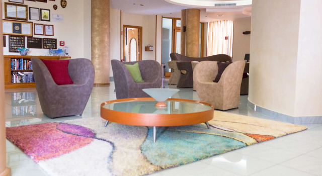 Hotel Agora Sure Hotel Collection by Best Western, Reserva ahora Hotel Hoteles en Lago Patria con desayuno, Desayunos