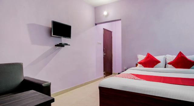OYO Flagship 28018 Hotel Allena
