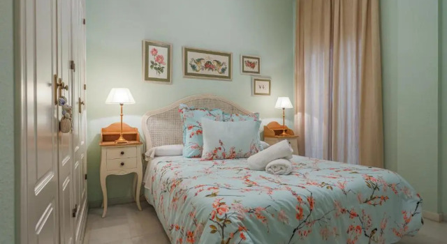 Chic&Luminoso-Wifiac/Elegant Apt in Salvador 2 Br, Забронировать Отель Старый город Севилья, рядом с La Torre de Don Fadrique
