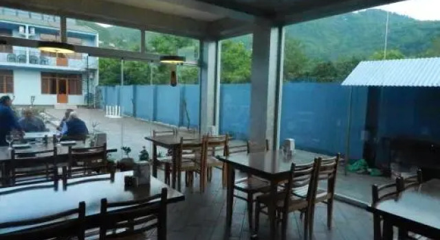 Hotel Shore House