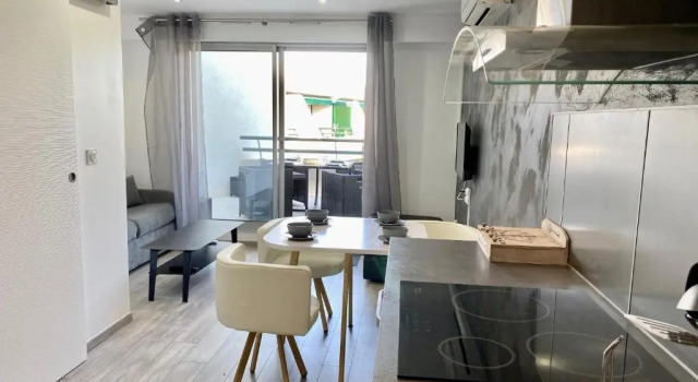 Студия L'HERMITAGE - Studio moderne - Piscine - Ascenseur - Quart Golf