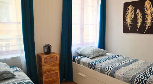 Апартаменты Studio en plein centre de Saint-Omer - à 5 min de la gare, parking privé gratuit