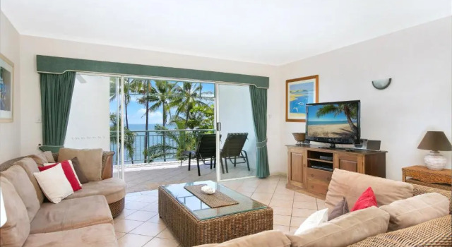 Апартаменты Trinity Waters Boutique Beachfront