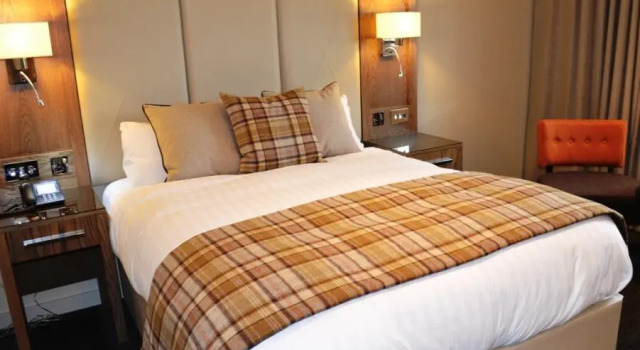 Номер Superior Radstone Hotel