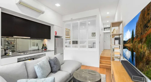 Апартаменты 1-bed Unit With Alfresco Dining and BBQ
