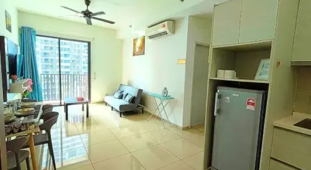 Люкс #ICT1, Cozy 2R1B High-Rise in i-City