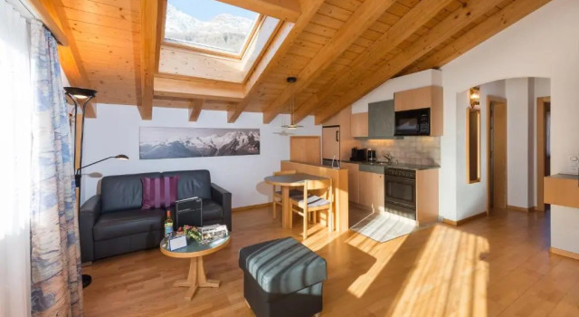 Апартаменты Helvetia Apartments