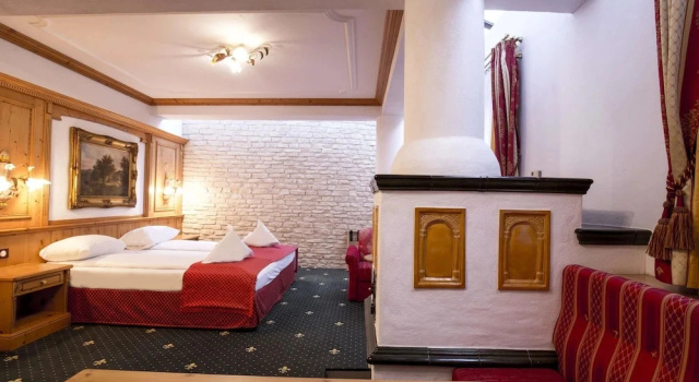 Полулюкс Mercure Sighisoara Binderbubi Hotel & Spa