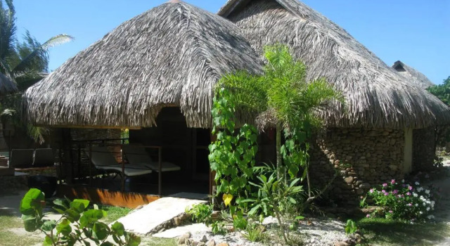 Бунгало с видом на сад Green Lodge Moorea