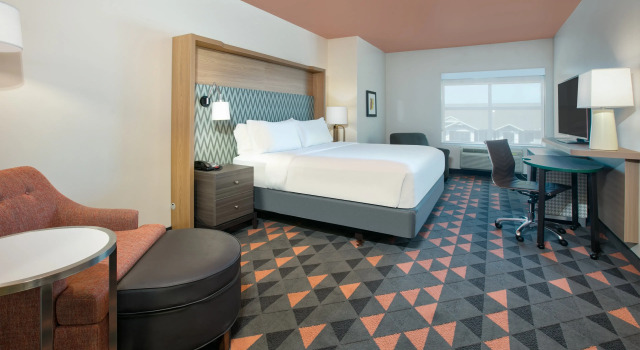 Holiday Inn DFW South by IHG
