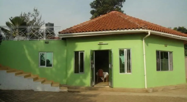Ssebo Green Joy Park & Hotel, Prenota Hotel Hotel a Kampala con piscina, Piscina