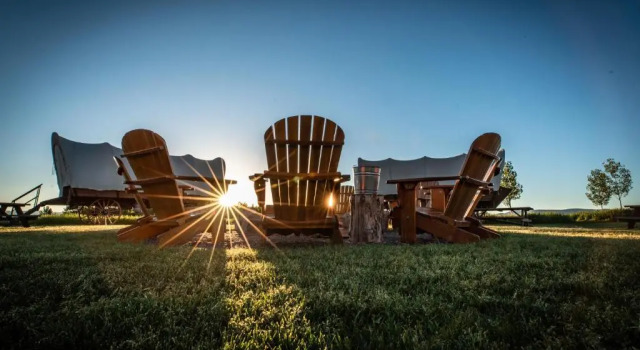 Standard Perhe huone Conestoga Ranch Glamping Resort