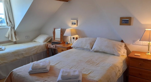 Montacute Country Tearoooms, Забронировать Отель «постель и завтрак» Отели Англии 3 звезды, 3*