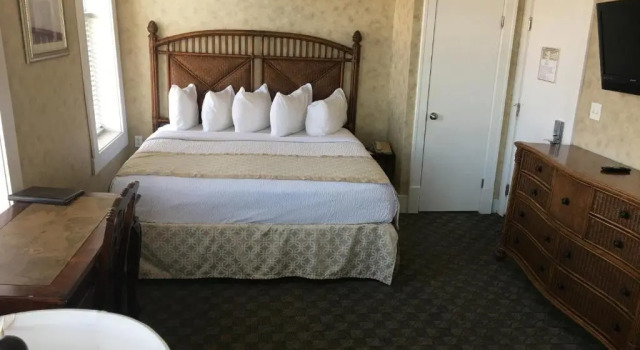 Island House Historic Vacation Rentals, Buchen Sie Hotel Port Clinton Ohio