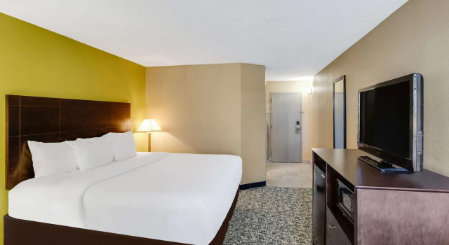 Двухместный номер Standard Clarion Inn Asheville Airport