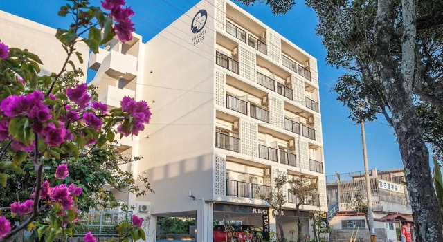 Kariyushi Condominium Resort Miyakojima Fukugi Stays, Prenota Resort Hotel in centro a Miyakojima, hotel in centro a Miyakojima