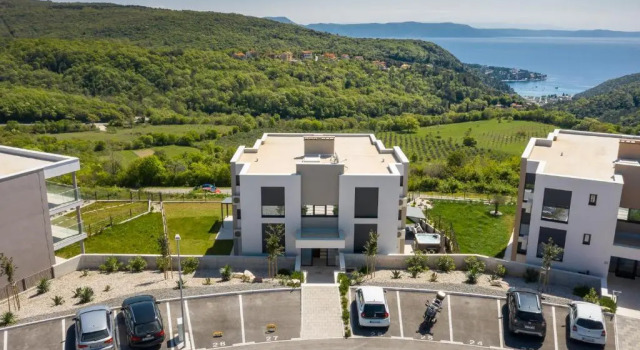 Royal Hilltop Residence