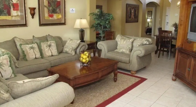 Beautiful 4 Bedroom 3 Bath Pool Home in Gated Resort