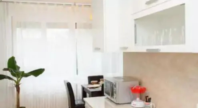Modern Cozy Apartment, Забронировать Апартаменты/квартира Отели Белграда с парковкой, рядом с Храм Святого Саввы, Парковка