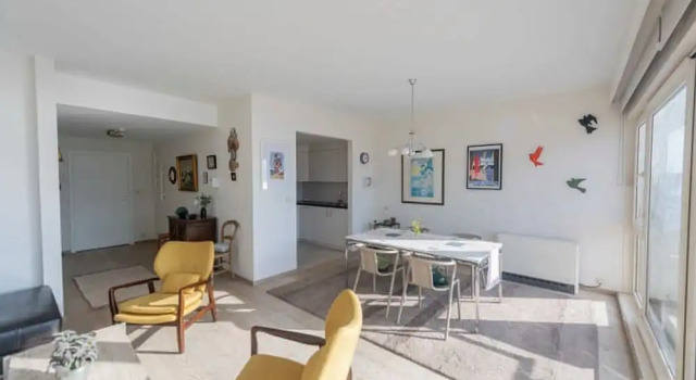 Апартаменты Seaview Apartment on the Beach - Free Parking
