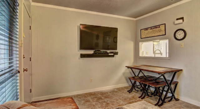 Live, Laugh, Love 1 Bedroom Condo by Redawning