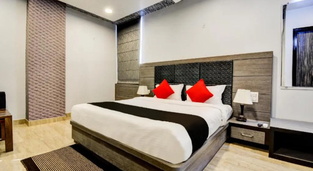 Полулюкс Hotel Grand Anshul