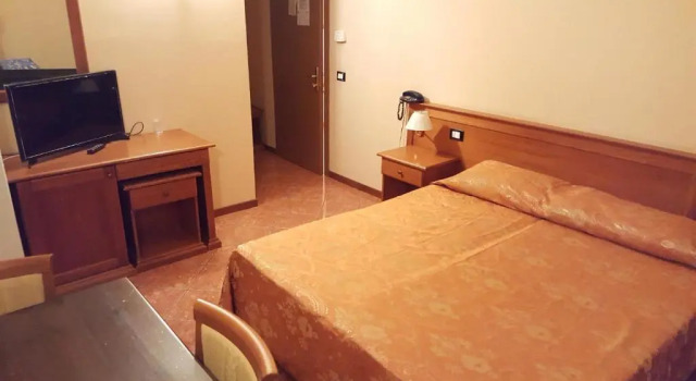 Трёхместный номер Standard Hotel Ristorante Amalfitana