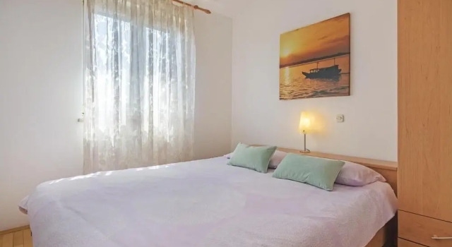 Awesome Home in Banjole With Wifi and 2 Bedrooms, Reserva ahora Hotel Hoteles en Pula con aparcamiento, Aparcamiento