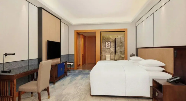 Four Points By Sheraton Anshun, Huangguoshu, Boek Hotel Hotels in Anshun met parkeren, Parkeren
