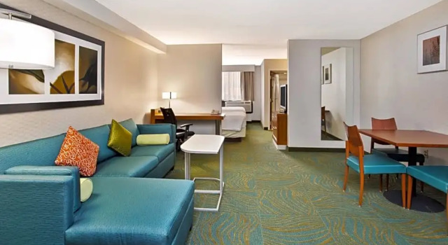 Студия Executive Springhill Suites by Marriott Chicago Elmhurst Oakbrook Area