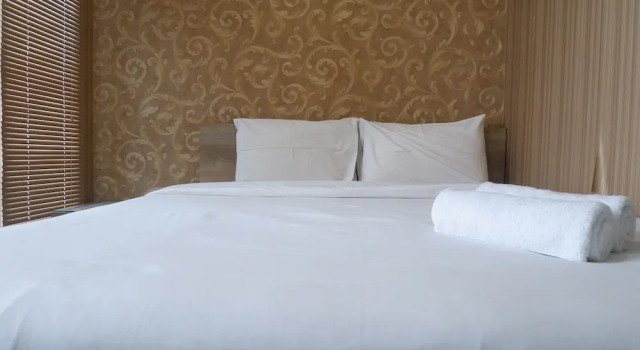 Cozy and Minimalist Studio Apartment at Tamansari Papilio By Travelio, Buchen Sie Ferienwohnung Apartments in Wonokerto, Ferienwohnung