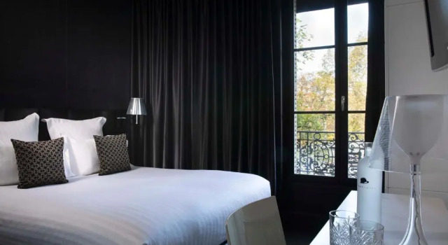 Двухместный номер Classic First Hotel Paris Tour Eiffel