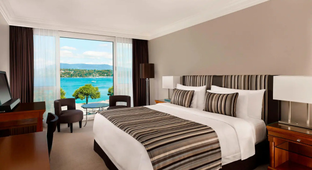 Номер Deluxe с видом на озеро Hotel President Wilson, a Luxury Collection Hotel, Geneva