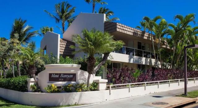 Run of House Aston at the Maui Banyan