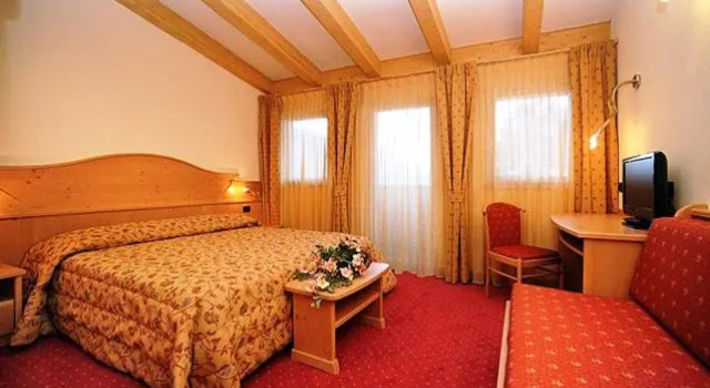 Трёхместный номер Hotel Europa