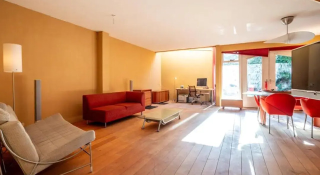 Eco Stay Almere, Забронировать Отель Алмере 