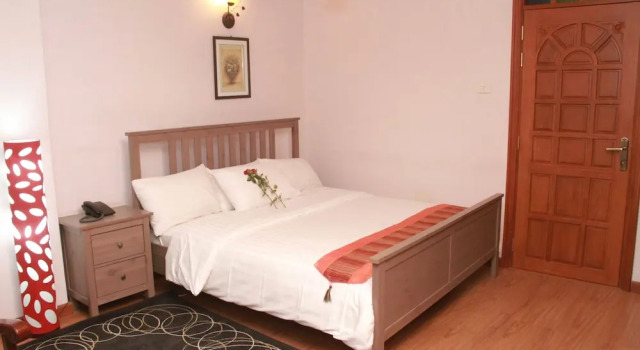 Люкс Business с 3 комнатами SolMile Family Guest House