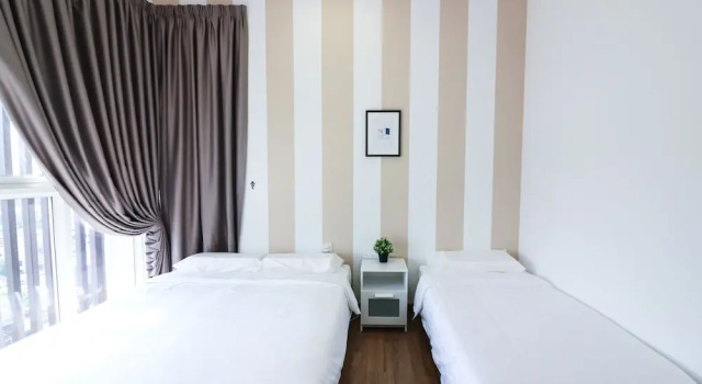 Victoria Home Sentrio Suites