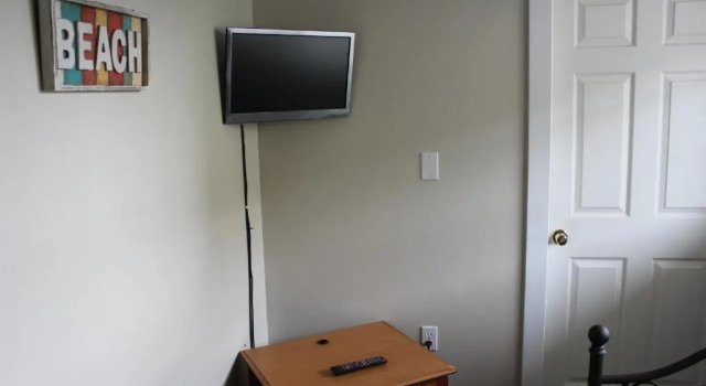 Люкс с 2 комнатами Coastal Inn and Suites