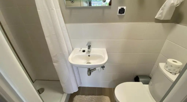 Standard Doppel Zimmer mit Balkon L&B House