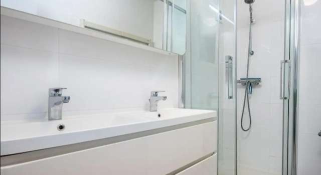 Апартаменты Strandvakantieappartement Zilverstrand - met binnenzwembad!
