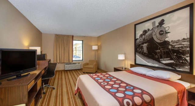 Двухместный номер Standard Super 8 by Wyndham Salina I-70